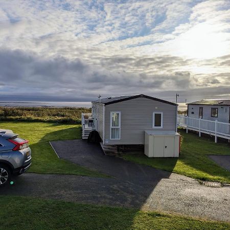 Beautiful Pet Friendly Southerness Caravan With Sea View & Decking Area Mainsriddle Dış mekan fotoğraf