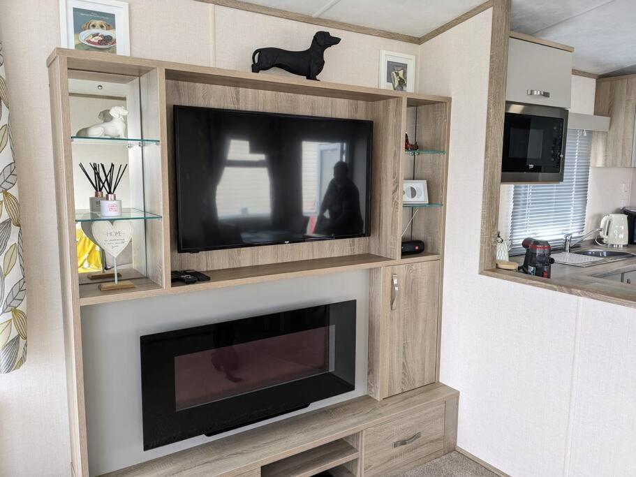 Beautiful Pet Friendly Southerness Caravan With Sea View & Decking Area Mainsriddle Dış mekan fotoğraf