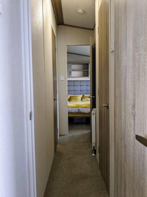 Beautiful Pet Friendly Southerness Caravan With Sea View & Decking Area Mainsriddle Dış mekan fotoğraf